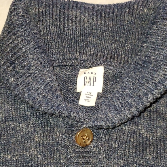 baby Gap sweater outfit size 6-12 months - Picture 2 of 6